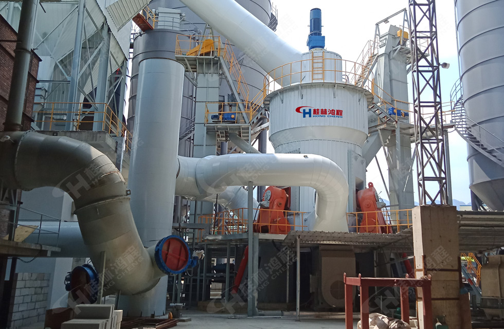 HLM2600立式磨粉機 HLM2600立式磨粉機